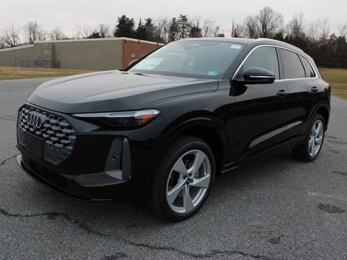 New 2025 Audi Q5 Premium Plus image 4