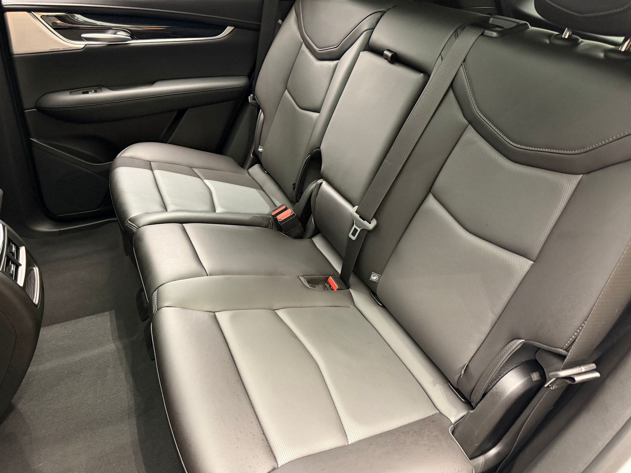 Certified 2026 Cadillac XT5 Premium Luxury w/ Driver Assist Package FWD image 32