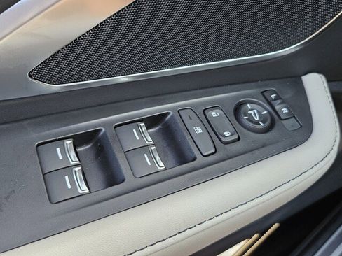 New 2025 Acura RDX SH-AWD image 32