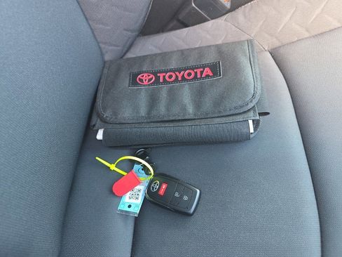 Used 2024 Toyota Tacoma SR5 w/ SR5 Upgrade Package image 27