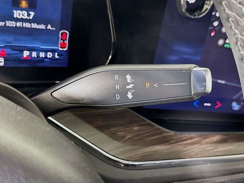 Certified 2025 Chevrolet Tahoe LT image 15