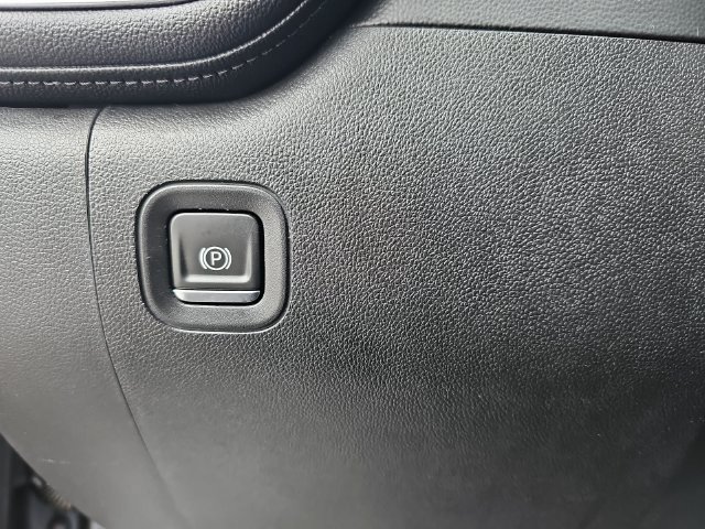 Used 2019 GMC Sierra 1500 Denali w/ Technology Package AWD/4WD image 25