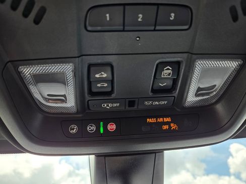 Used 2021 Cadillac XT5 Premium Luxury FWD image 36