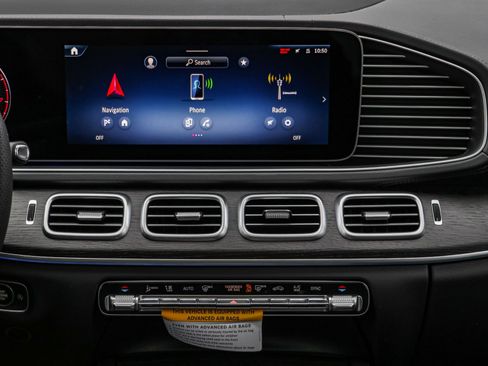 New 2026 Mercedes-Benz GLS 450 4MATIC image 16
