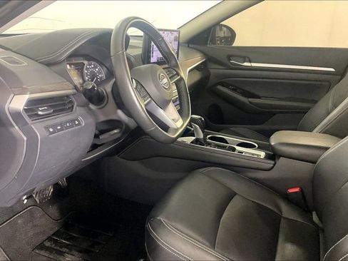 Used 2025 Nissan Altima 2.5 SL AWD/4WD image 15