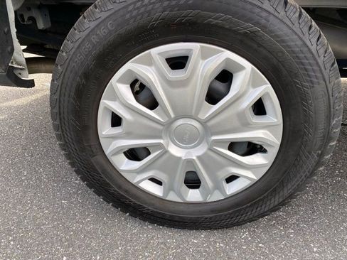 Used 2024 Ford Transit 250 250 w/ Exterior Upgrade Package image 23