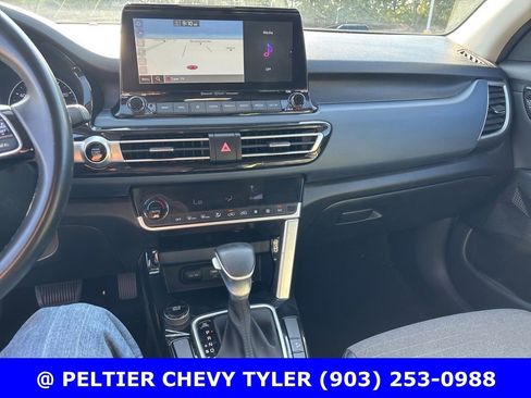 Used 2022 Kia Seltos S FWD image 13