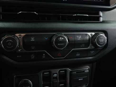 New 2026 Jeep Wrangler Sport S AWD/4WD image 19