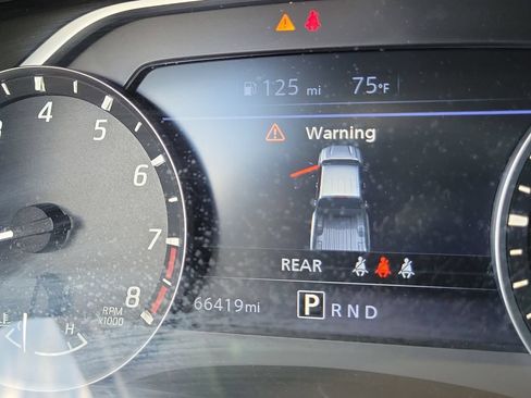 Used 2023 Nissan Frontier SV RWD image 25