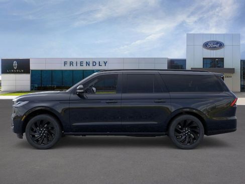 New 2026 Lincoln Navigator L Reserve w/ Jet Appearance Package image 3