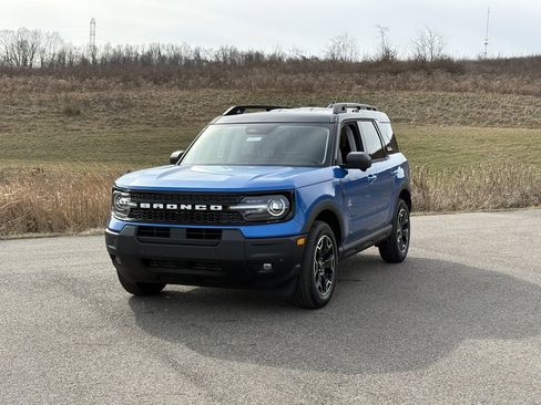 New 2025 Ford Bronco Sport Outer Banks w/ Outer Banks Tech Package+ image 1
