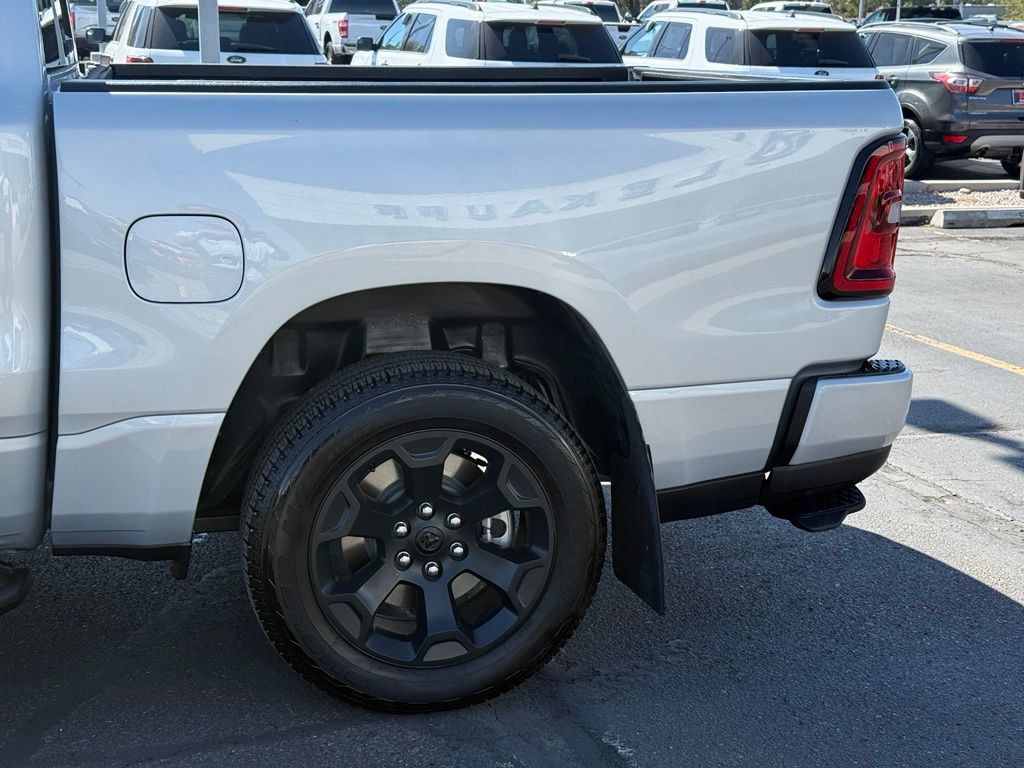Used 2026 RAM 1500 Express AWD/4WD image 4