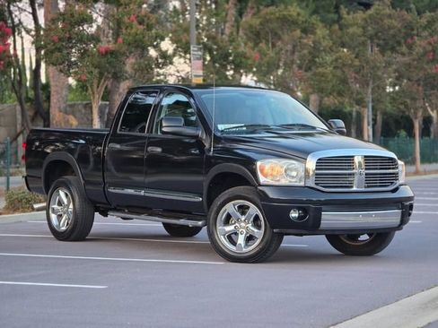 Used 2007 Dodge Ram 1500 Truck Laramie w/ Trailer Tow Group AWD/4WD image 3