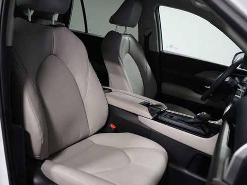 Certified 2024 Toyota Grand Highlander XLE image 27