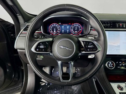 Used 2025 Jaguar F-PACE R-Dynamic S image 11