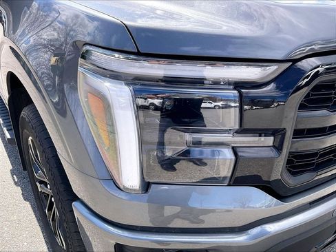 Used 2025 Ford F150 Lariat w/ Equipment Group 502A High image 31