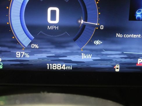 Used 2024 Chevrolet Blazer EV LT AWD/4WD image 17