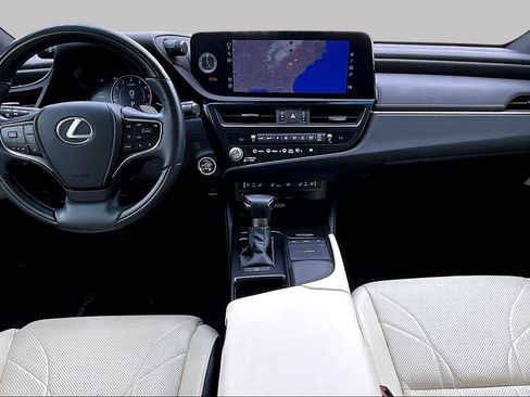 Used 2022 Lexus ES 350 Ultra Luxury w/ Accessory Package 2 FWD image 16