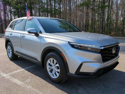 Used 2026 Honda CR-V LX image 2