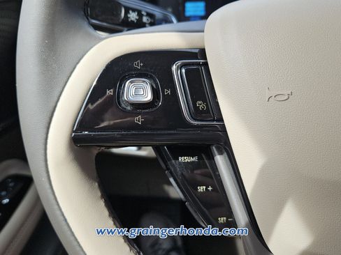 Used 2023 Lincoln Corsair FWD w/ Equipment Group 101A image 19