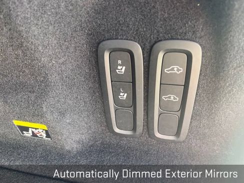 Used 2018 Volvo XC60 T6 Inscription w/ Luxury Seat Package AWD/4WD image 39