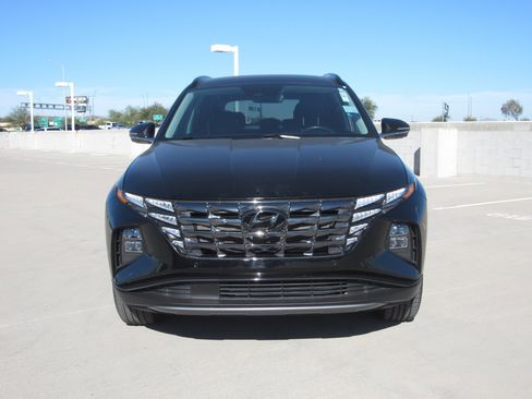 Used 2023 Hyundai Tucson Limited w/ Cargo Package image 3