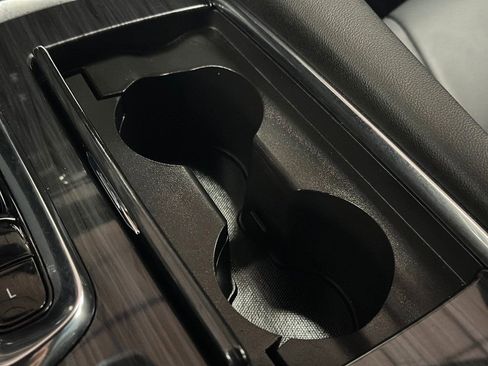 Used 2022 Buick Enclave Essence w/ Experience Buick Package image 64