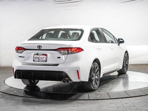 Used 2024 Toyota Corolla SE FWD image 4