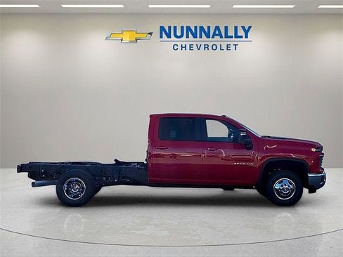 New 2026 Chevrolet Silverado 3500 LT w/ Convenience Package image 6