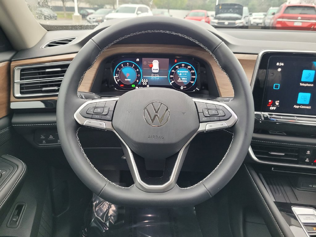 New 2026 Volkswagen Atlas SE FWD image 17