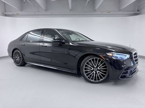 Certified 2023 Mercedes-Benz S 500 4MATIC image 9