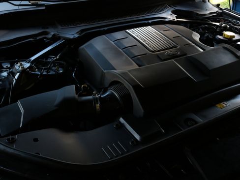 Used 2015 Land Rover Range Rover Sport Supercharged image 54