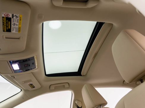 Used 2022 Lexus RX 450h AWD w/ Premium Package image 21