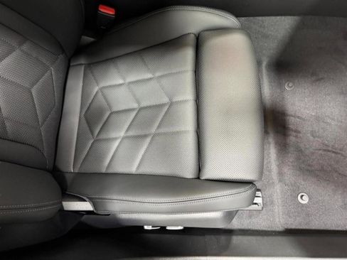 New 2026 BMW 530i xDrive w/ Convenience Package image 18