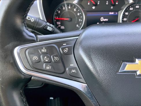 Used 2023 Chevrolet Equinox LT FWD image 24