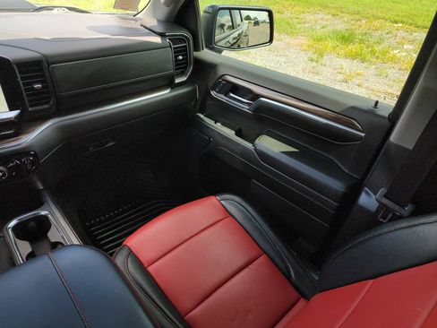 Certified 2024 Chevrolet Silverado 1500 LT Trail Boss w/ Protection Package AWD/4WD image 22