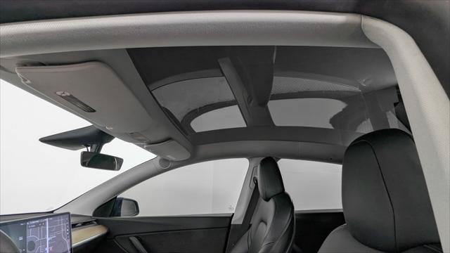 Used 2021 Tesla Model Y Long Range AWD/4WD image 14