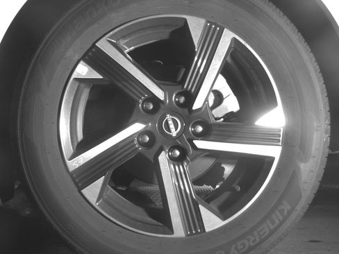 Used 2025 Nissan Sentra SV image 14