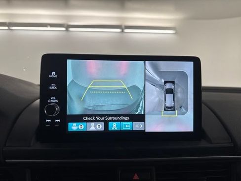 Used 2025 Honda Pilot Elite image 34