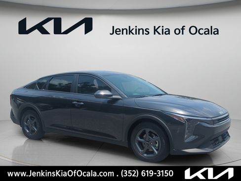 New 2026 Kia K4 FWD image 2
