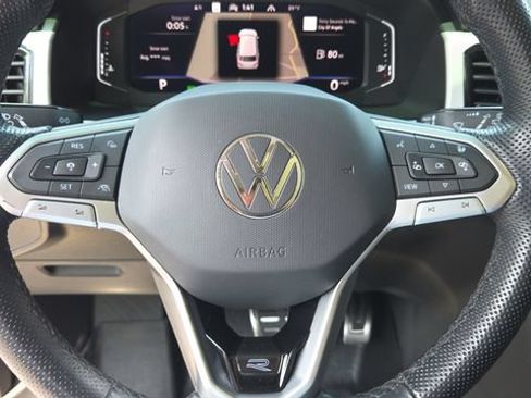 Used 2022 Volkswagen Atlas SEL Premium AWD/4WD image 25