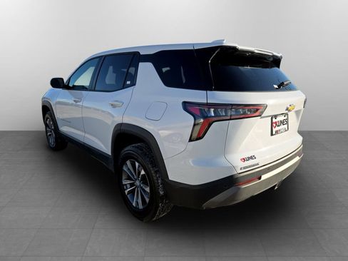 Used 2025 Chevrolet Equinox LT image 9