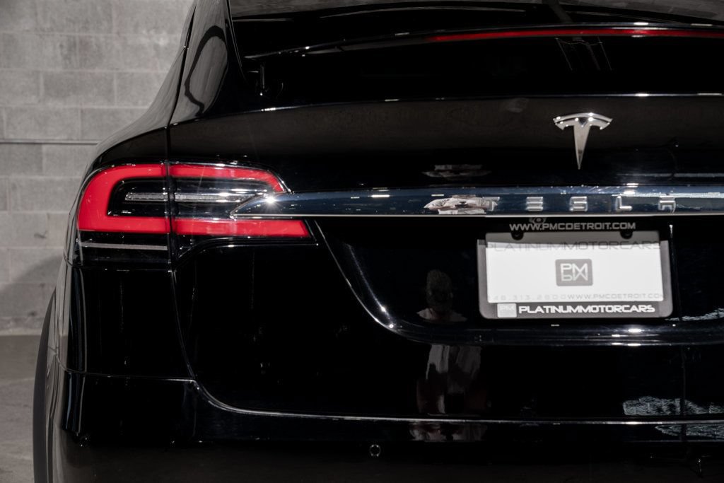 Used 2020 Tesla Model X Long Range AWD/4WD image 35