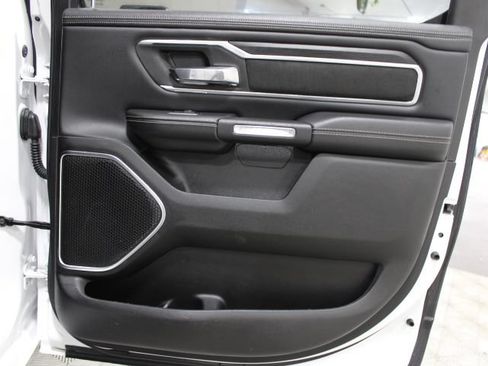 Used 2023 RAM 1500 Laramie AWD/4WD image 26