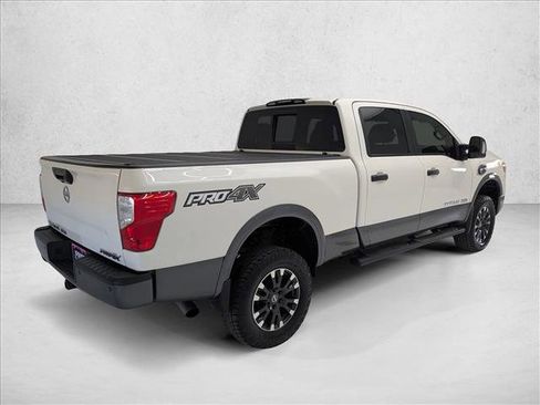 Used 2019 Nissan Titan PRO-4X w/ Pro-4x Convenience Package AWD/4WD image 5