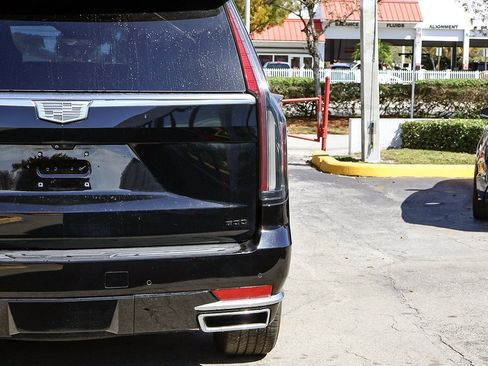 Used 2021 Cadillac Escalade Premium Luxury Platinum image 23