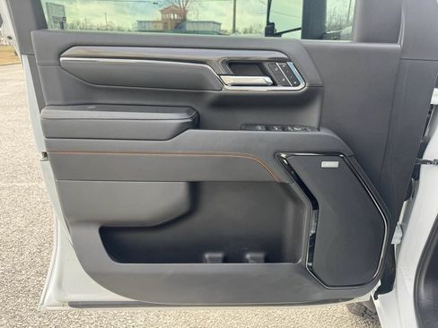 Used 2024 GMC Sierra 2500 AT4 w/ AT4 Premium Plus Package AWD/4WD image 29
