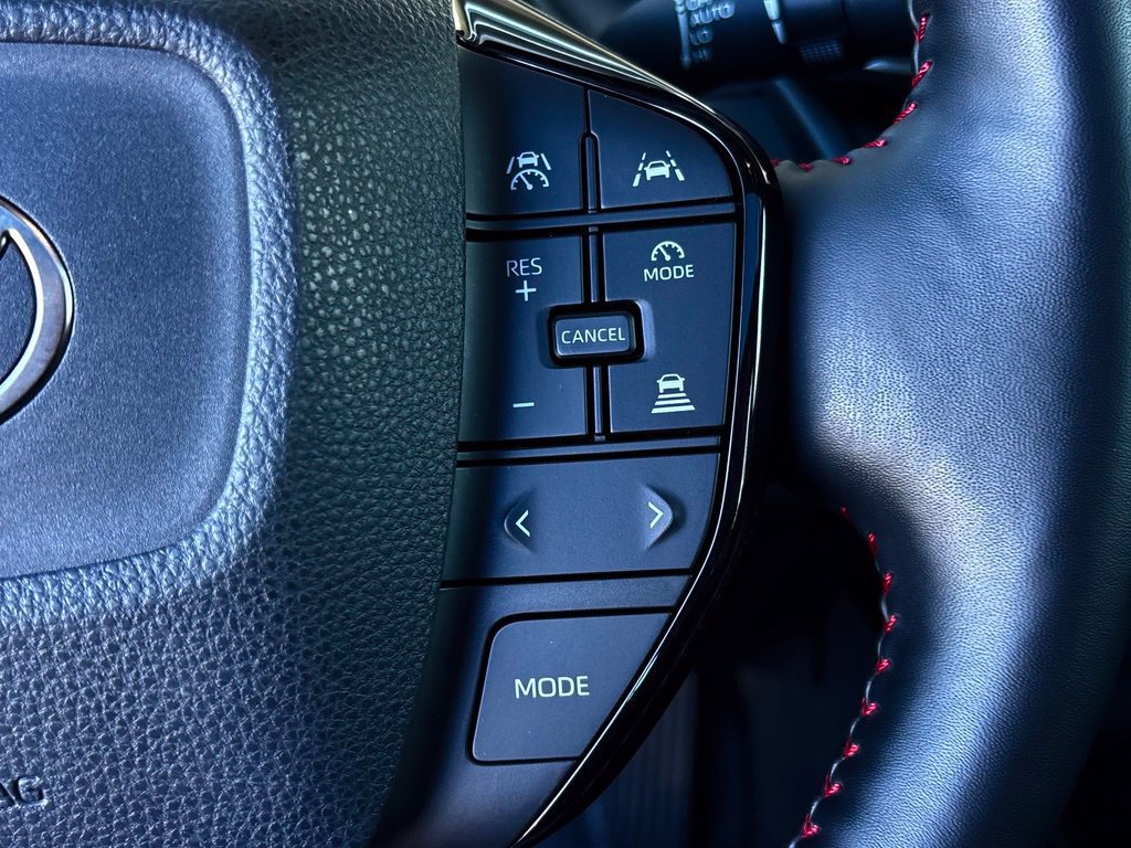 Used 2024 Toyota Prius Prime FWD image 20