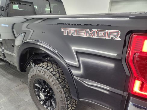 Used 2022 Ford F250 Lariat w/ Tremor Off-Road Package image 35