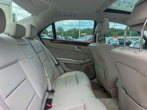 Used 2016 Mercedes-Benz E 350 Sedan image 19